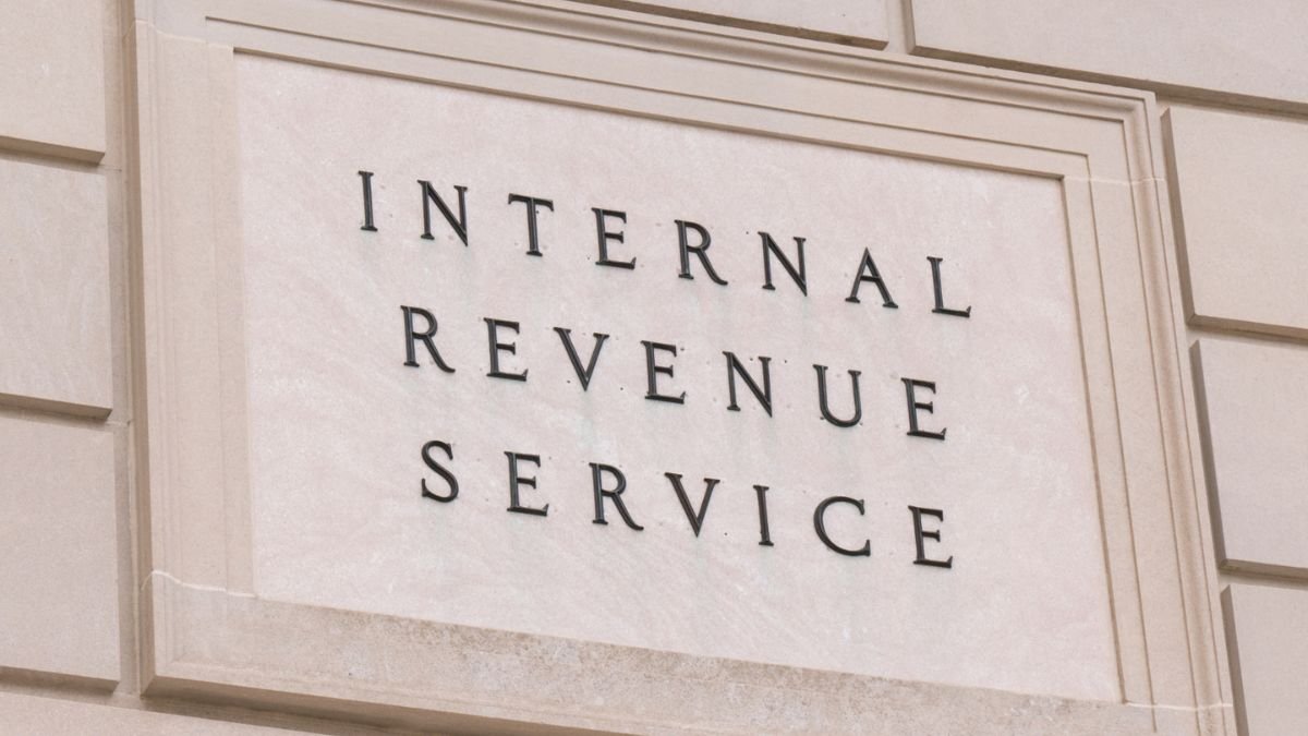 IRS Deadline Shock! Extra $350 Refund Coming – Check If You Qualify Now