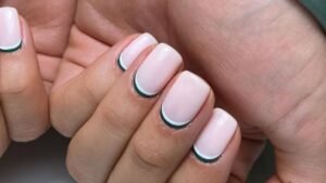 Swap Your Regular Tips for These 26 Reversible French Nail Looks